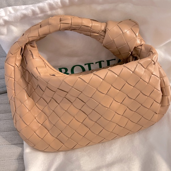 【BOTTEGA VENETA】ジョディ Jodie Shoulder Bag Candy Jodie leather tote bag in green - Bottega Veneta